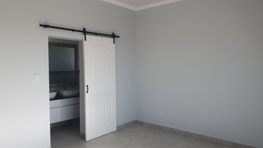 4 Bedroom Property for Sale in Da Gama Bay Western Cape
